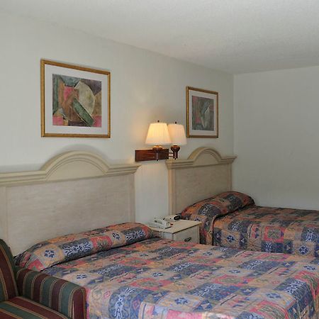 Oyo Hotel Myrtle Beach Kings Hwy Exteriör bild